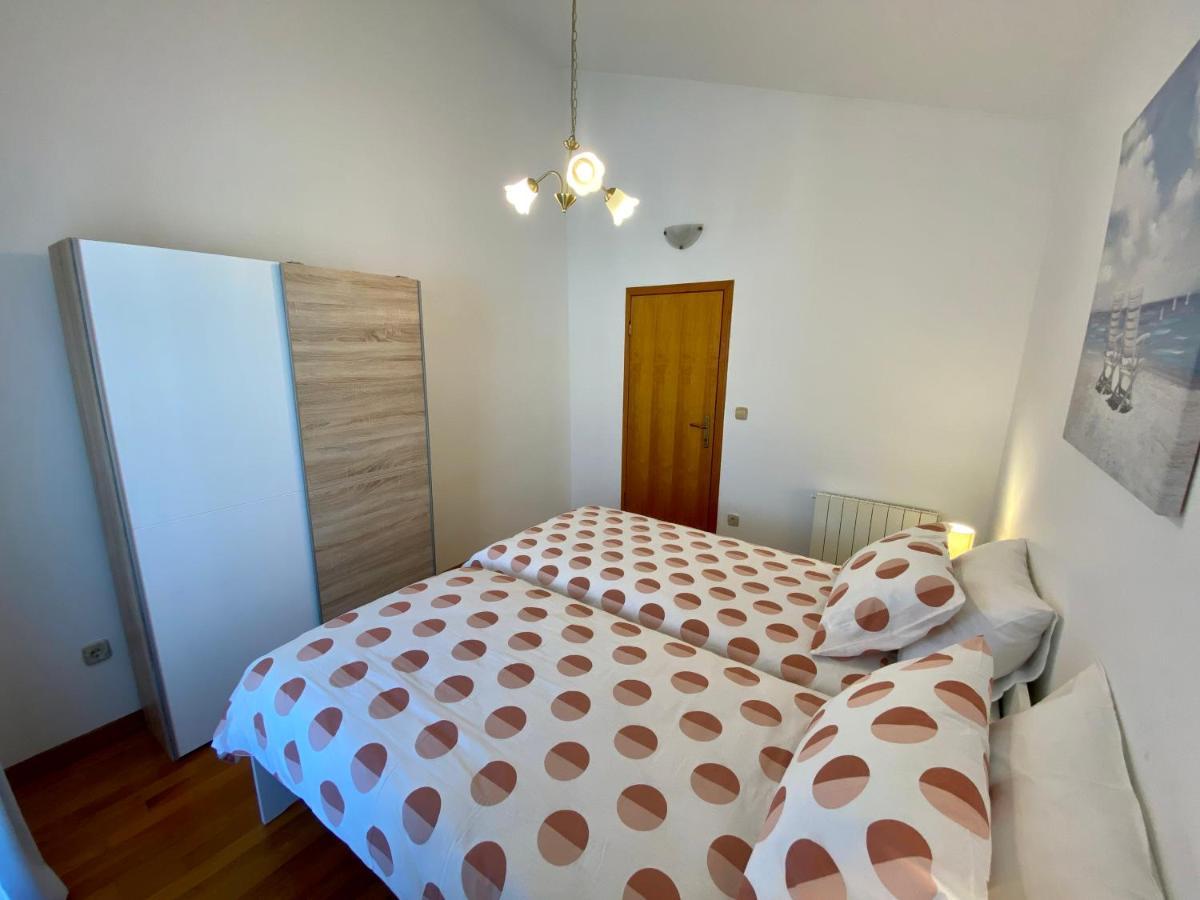 Penthouse Cityview Pula Extérieur photo